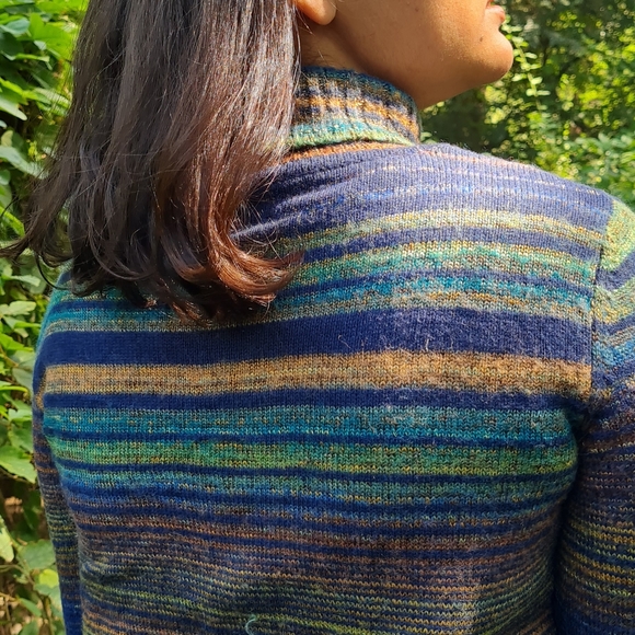 Striped knitted sweater - Picture 4 of 4